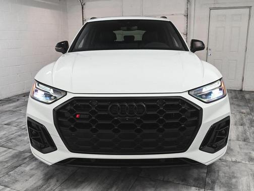 2025 Audi SQ5 3.0T Premium Plus