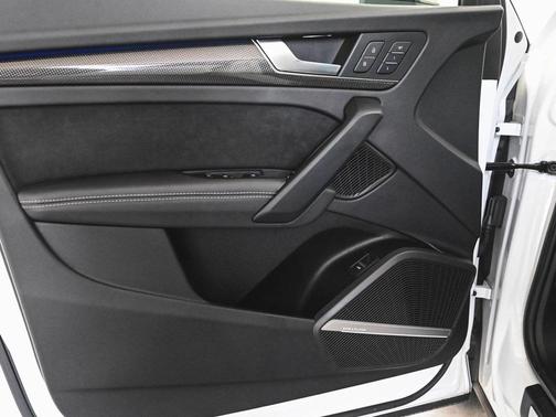 2025 Audi SQ5 3.0T Premium Plus