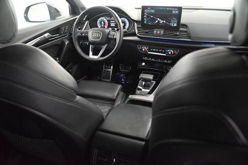 2025 Audi SQ5 3.0T Premium Plus