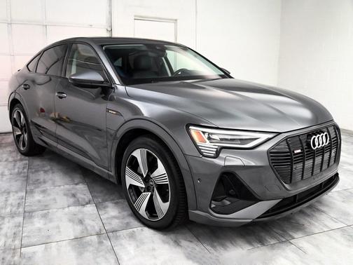2021 Audi e-tron Prestige