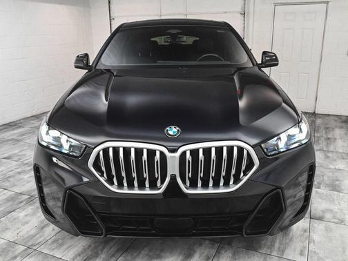 2024 BMW X6 xDrive40i