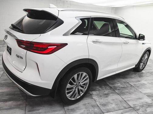2023 INFINITI QX50 Luxe