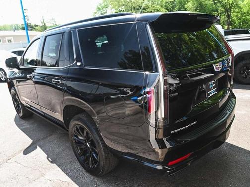 2024 Cadillac Escalade Sport Platinum