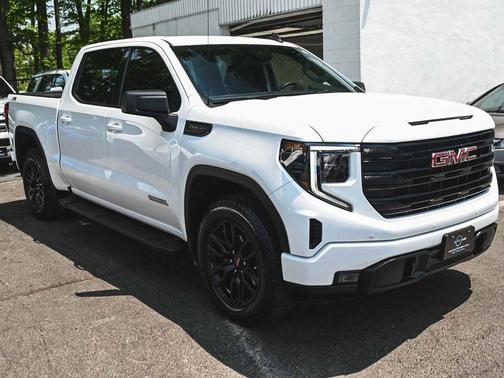 2023 GMC Sierra 1500 Elevation