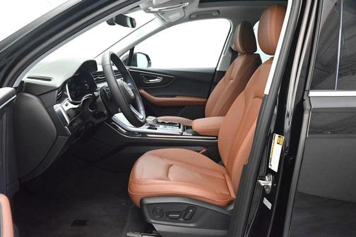 2022 Audi Q7 55 Premium Plus