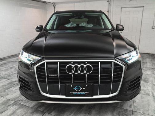 2022 Audi Q7 55 Premium Plus