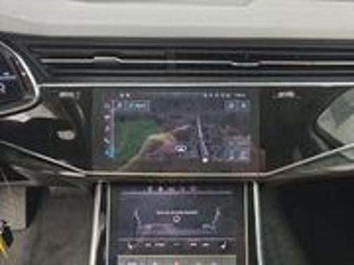 2022 Audi Q7 55 Premium Plus