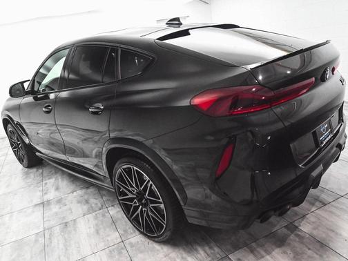 2022 BMW X6 M Base