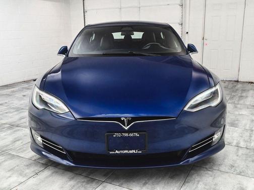 2016 Tesla Model S 75D