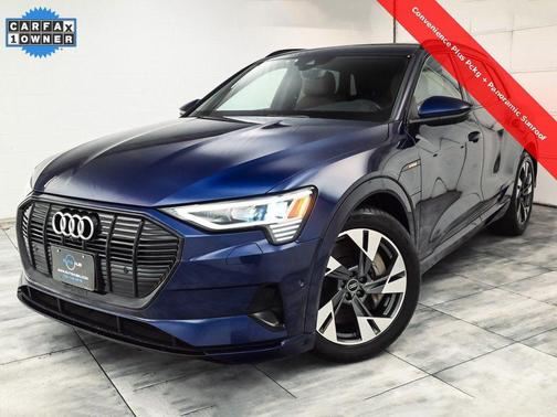 2022 Audi e-tron Premium