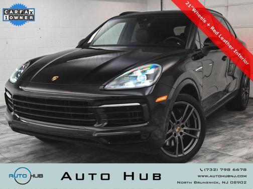2022 Porsche Cayenne Base