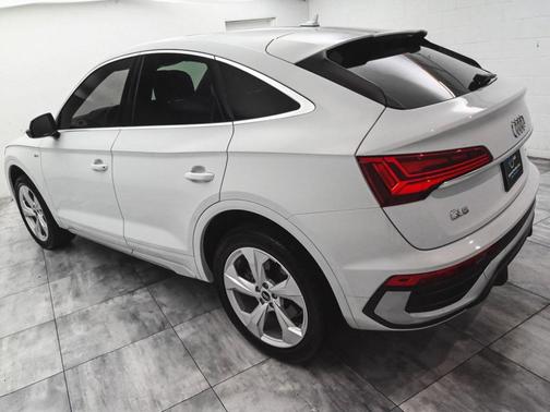 2023 Audi Q5 45 S line Premium Plus