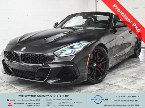 Black Sapphire Metallic 2022 BMW Z4 M40i