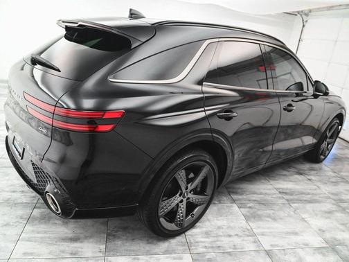 2024 Genesis GV70 2.5T