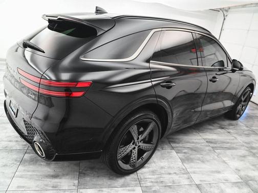2024 Genesis GV70 2.5T