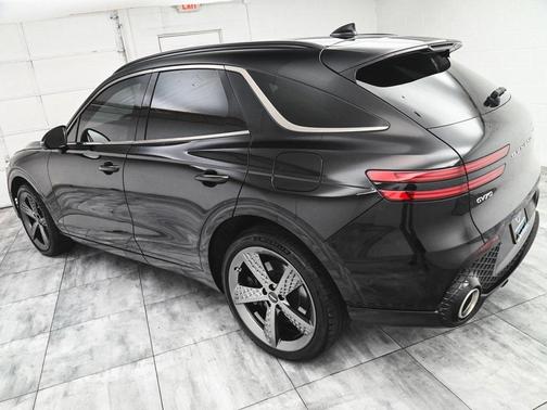 2024 Genesis GV70 2.5T