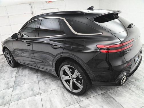 2024 Genesis GV70 2.5T