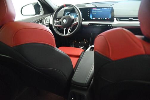 2025 BMW X2 M35i