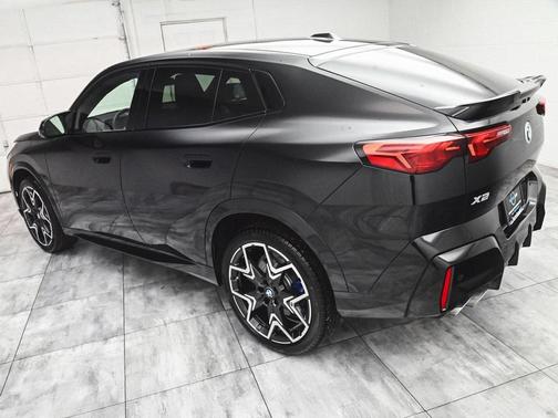 2025 BMW X2 M35i