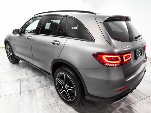 2022 Mercedes-Benz GLC 300 Base 4MATIC