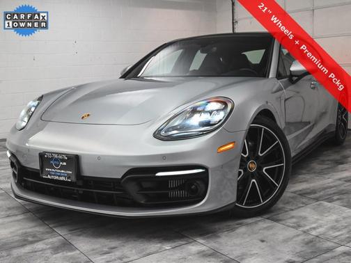 2021 Porsche Panamera 4