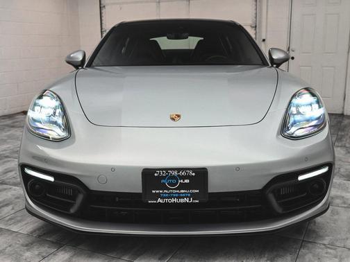 2021 Porsche Panamera 4