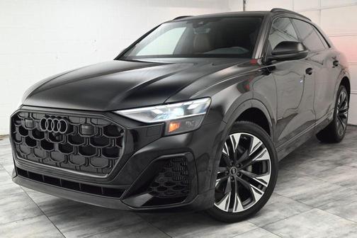 2025 Audi Q8 55 Premium