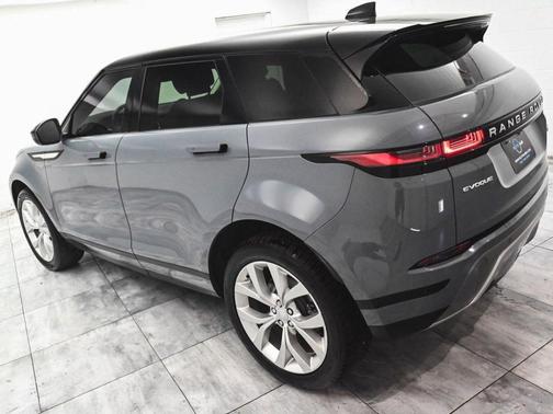 2022 Land Rover Range Rover Evoque SE