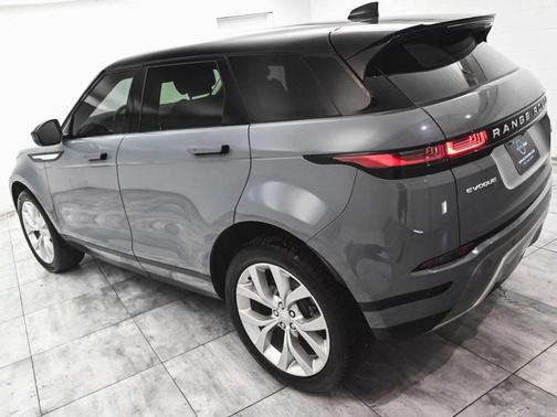 2022 Land Rover Range Rover Evoque SE