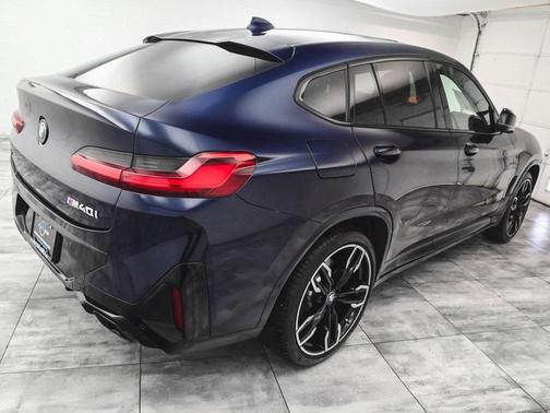 2024 BMW X4 M40i