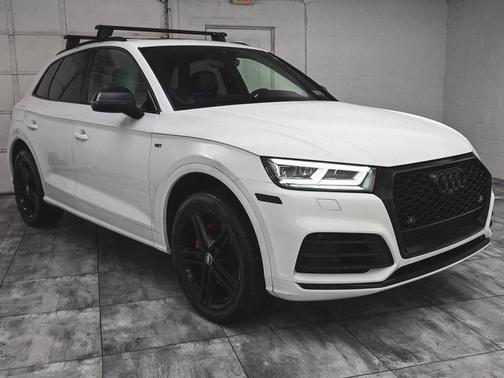 2018 Audi SQ5 3.0T Premium Plus