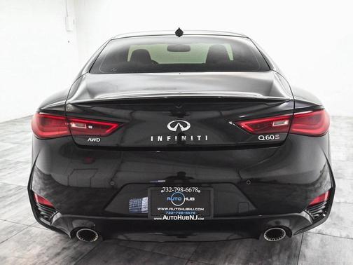 2022 INFINITI Q60 3.0t Red Sport 400