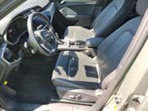 2022 Audi Q3 45 S line Premium