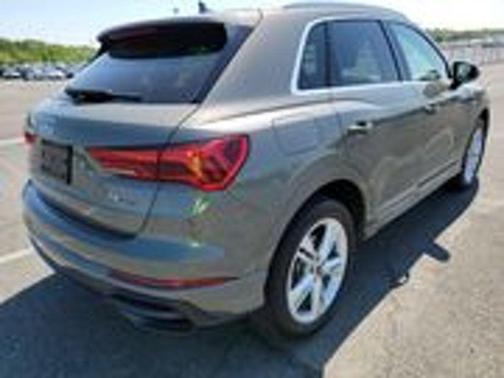 2022 Audi Q3 45 S line Premium