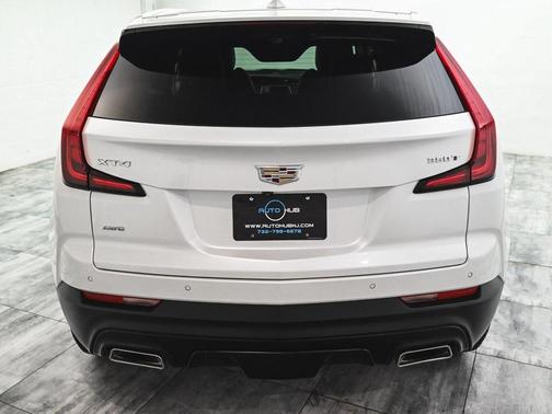 2023 Cadillac XT4 Luxury