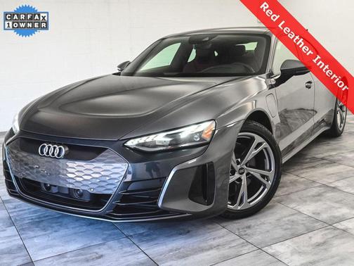 2024 Audi e-tron GT Premium Plus