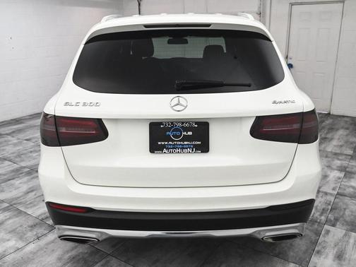 2018 Mercedes-Benz GLC 300 Base 4MATIC