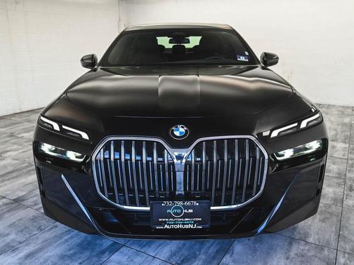 2024 BMW 740 i xDrive