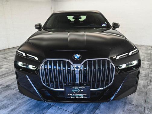 2024 BMW 740 i xDrive