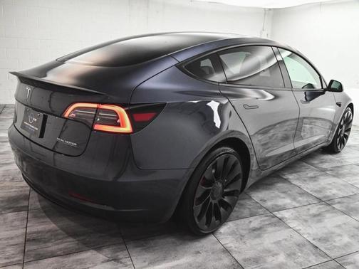 2023 Tesla Model 3 Performance