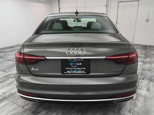 2023 Audi A4 45 S line Premium Plus