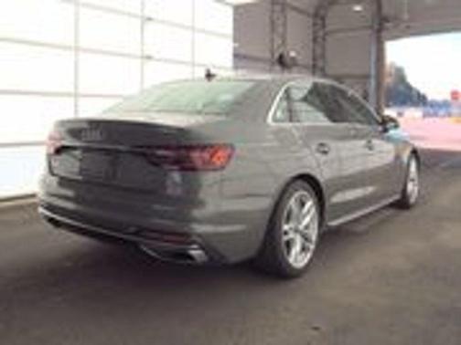 2023 Audi A4 45 S line Premium Plus