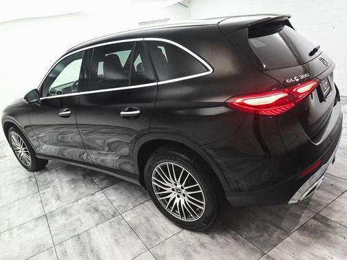 2024 Mercedes-Benz GLC 300 Base 4MATIC