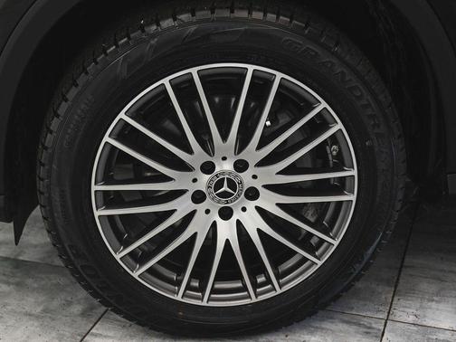 2024 Mercedes-Benz GLC 300 Base 4MATIC