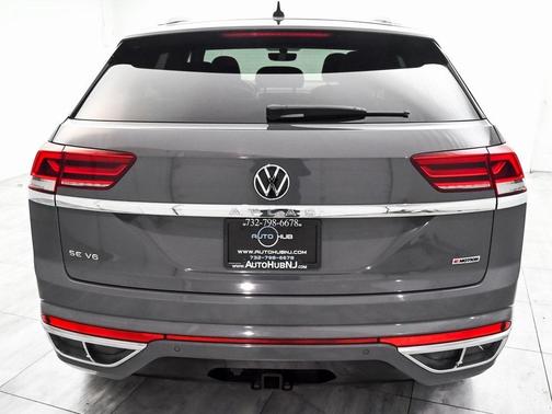 2021 Volkswagen Atlas Cross Sport 3.6L V6 SE w/Technology R-Line