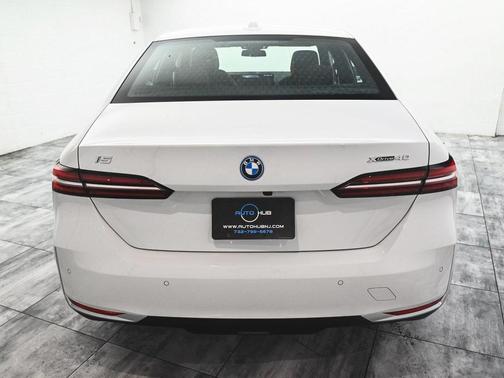 2025 BMW i5 xDrive40