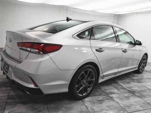 2019 Hyundai SONATA Limited 2.0T