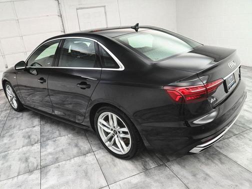 2024 Audi A4 45 S line quattro Premium