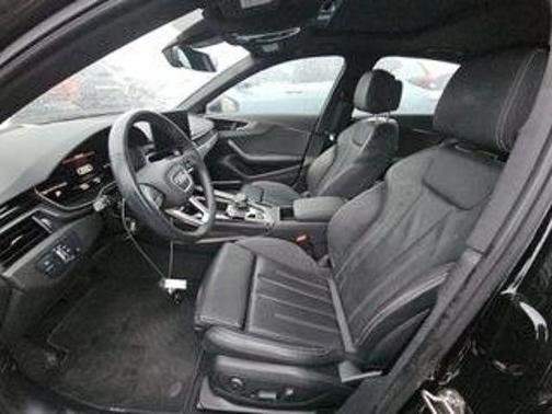 2024 Audi A4 45 S line quattro Premium