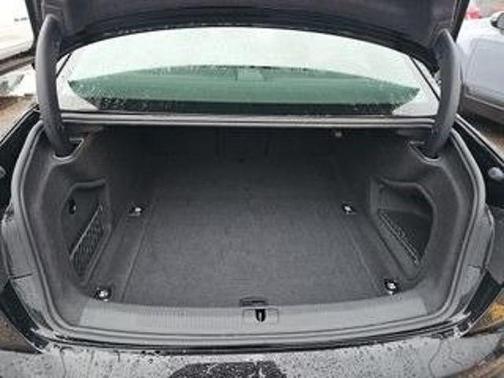 2024 Audi A4 45 S line quattro Premium